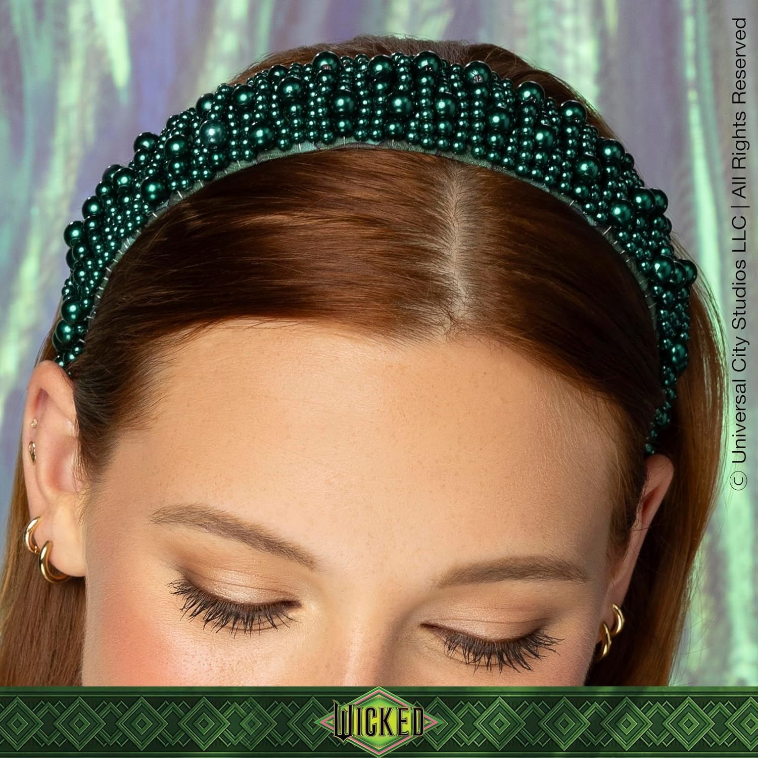 image:imageCONAIR Scunci Pearl Headband ideal for all occasions fashionable and trendy nonslip head band hair accessories for women holiday headwear stocking stuffers gifts for her IvoryEmerald City Green